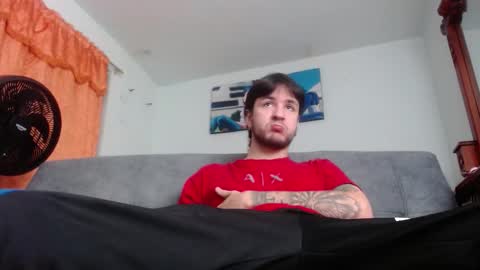 Snapshot of lebron_big_ chatting on October 30, 2025, 2:35 am Lebron online show from October 30, 2025, 2:35 am