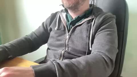 lee_8891 online show from June 8, 2026, 11:32 am