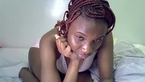 lee baby online show from April 15, 2026, 5:25 am