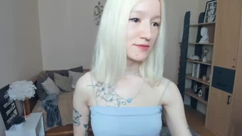 Snapshot of leeannabranaugh chatting on June 19, 2026, 8:07 am Jenny online show from June 19, 2026, 8:07 am
