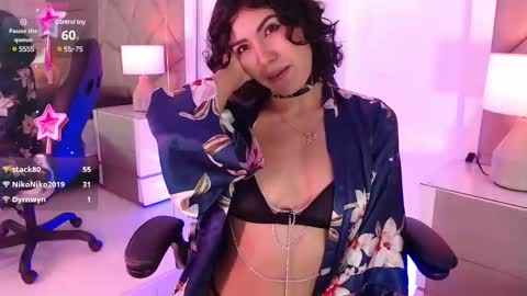 Leet  online show from February 19, 2025, 3:27 pm