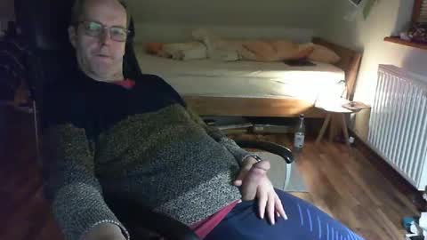 Dave online show from February 3, 2025, 10:21 pm