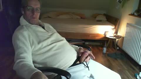 Dave online show from February 21, 2025, 11:54 pm