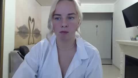 leggywily25 online show from September 25, 2025, 10:19 am