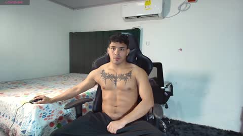Snapshot of lei_77 chatting on January 12, 2025, 8:47 pm  Lei  online show from January 12, 2025, 8:47 pm