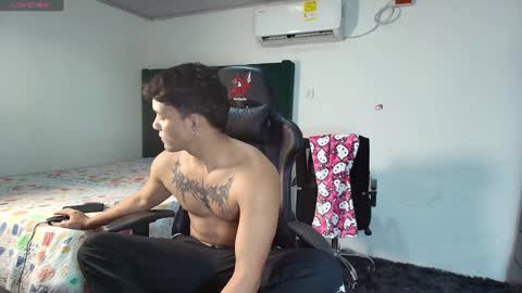 Snapshot of lei_77 chatting on January 25, 2025, 8:53 pm  Lei  online show from January 25, 2025, 8:53 pm