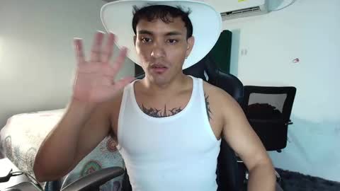 Snapshot of lei_77 chatting on March 1, 2025, 11:37 pm  Lei  online show from March 1, 2025, 11:37 pm