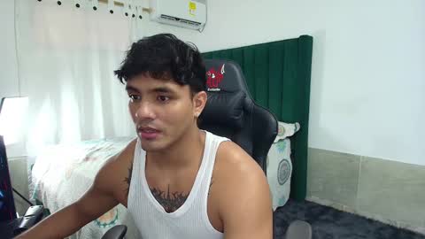 Snapshot of lei_77 chatting on October 1, 2025, 7:09 pm  Lei  online show from October 1, 2025, 7:09 pm