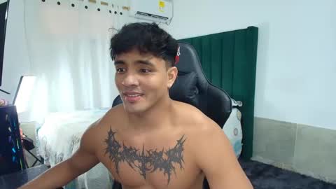 Snapshot of lei_77 chatting on October 2, 2025, 8:49 pm  Lei  online show from October 2, 2025, 8:49 pm