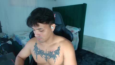 Snapshot of lei_77 chatting on May 5, 2026, 11:02 pm Lei online show from May 5, 2026, 11:02 pm