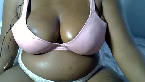 leia_wells90 online show from November 9, 2025, 6:12 am