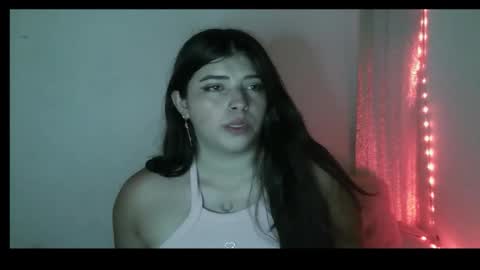 leidyramca online show from December 17, 2025, 2:06 am