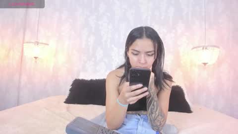 LEIGH ANGELS online show from November 12, 2025, 10:09 pm