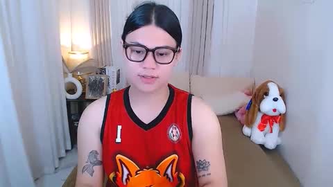 Cailey online show from September 24, 2025, 5:22 am