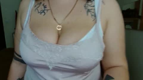 Leila online show from December 16, 2024, 1:32 pm