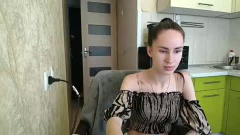 Snapshot of leila_monaco chatting on September 20, 2025, 10:16 am Leila online show from September 20, 2025, 10:16 am