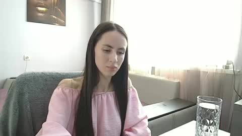 Snapshot of leila_monaco chatting on September 22, 2025, 11:12 am Leila online show from September 22, 2025, 11:12 am