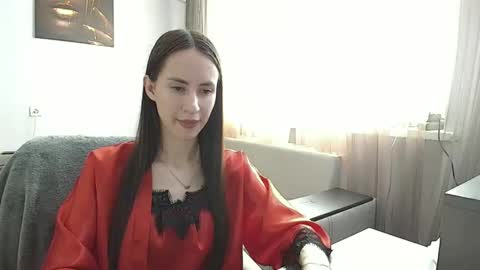 Snapshot of leila_monaco chatting on September 27, 2025, 10:31 am Leila online show from September 27, 2025, 10:31 am