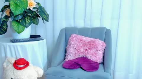   online show from February 20, 2025, 7:23 am