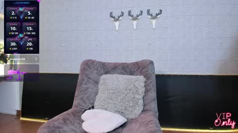   online show from March 25, 2026, 8:15 pm