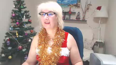 Leila Kinky online show from December 25, 2024, 4:33 am