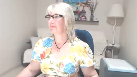 Leila Kinky online show from June 27, 2026, 12:22 pm
