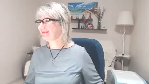 Leila Kinky online show from June 30, 2026, 5:08 am