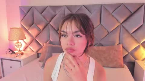 Leizathompson online show from January 6, 2026, 7:17 pm