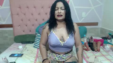 lena_lawson online show from November 25, 2025, 9:37 pm
