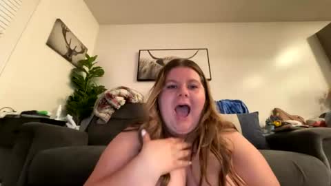 lenablissxo online show from July 17, 2026, 12:01 pm