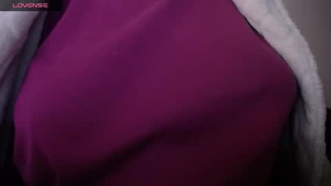 lenagolden online show from March 20, 2026, 11:26 am