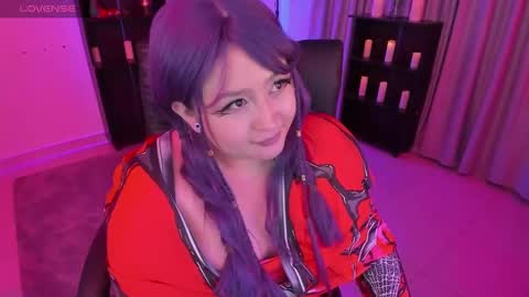 Lenna Kang online show from January 30, 2025, 6:32 pm