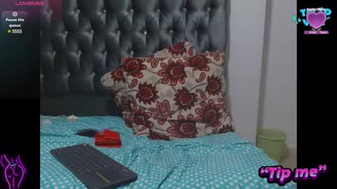 lennoxgreer online show from January 5, 2025, 3:43 am