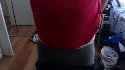 Snapshot of lennyfife chatting on November 1, 2025, 12:12 am Pussylicker online show from November 1, 2025, 12:12 am