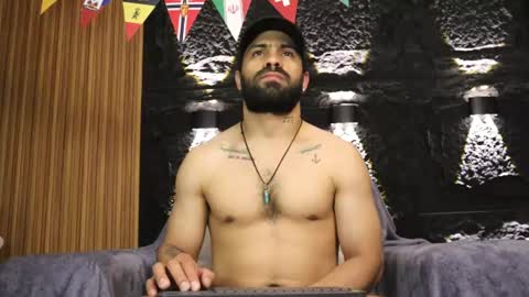 Snapshot of leo_diaz01 chatting on July 8, 2026, 2:27 am Leo Diaz online show from July 8, 2026, 2:27 am