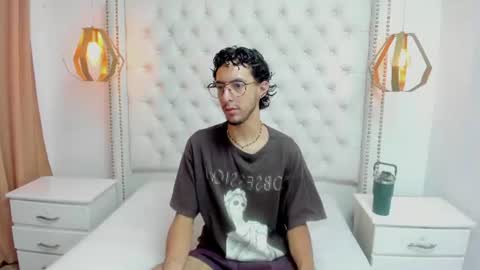Snapshot of leo_sanz6 chatting on July 10, 2026, 12:19 pm LEO online show from July 10, 2026, 12:19 pm