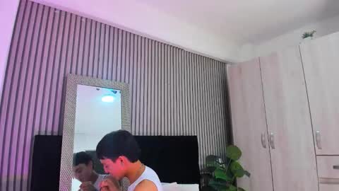 leohard_ online show from February 3, 2026, 2:10 am