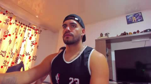 Leon Hart online show from December 18, 2024, 7:30 pm