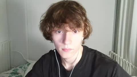 Snapshot of leon_heart666 chatting on May 15, 2026, 8:38 pm Leon online show from May 15, 2026, 8:38 pm