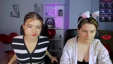 Snapshot of leona_light chatting on November 15, 2025, 1:40 pm Leona online show from November 15, 2025, 1:40 pm