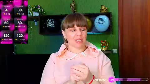 Snapshot of leona_tracie chatting on February 24, 2026, 6:33 am Leona tracie online show from February 24, 2026, 6:33 am