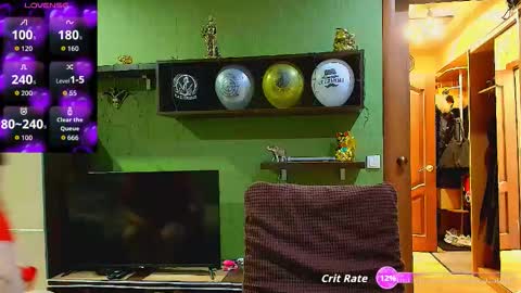 Snapshot of leona_tracie chatting on February 26, 2026, 8:08 pm Leona tracie online show from February 26, 2026, 8:08 pm