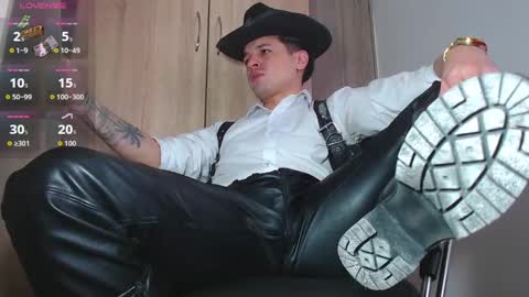 iam leonal online show from September 25, 2025, 5:38 pm