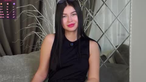 Mila online show from February 7, 2026, 1:20 am