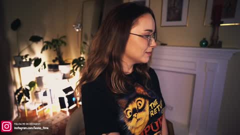 Snapshot of leonamell chatting on December 3, 2024, 10:07 pm Leo online show from December 3, 2024, 10:07 pm