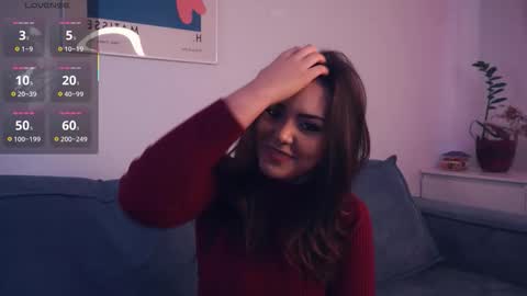 Snapshot of leonardarizk chatting on October 7, 2025, 8:11 am Mia online show from October 7, 2025, 8:11 am