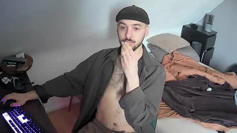 Snapshot of leonardo_grande chatting on March 24, 2026, 1:38 pm Leonardo online show from March 24, 2026, 1:38 pm