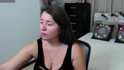 Leone Noir online show from December 18, 2025, 7:47 am