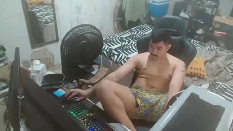 leonino231 online show from May 13, 2026, 3:15 am