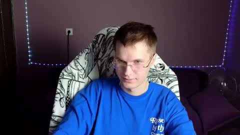 Leon online show from December 29, 2024, 6:35 am